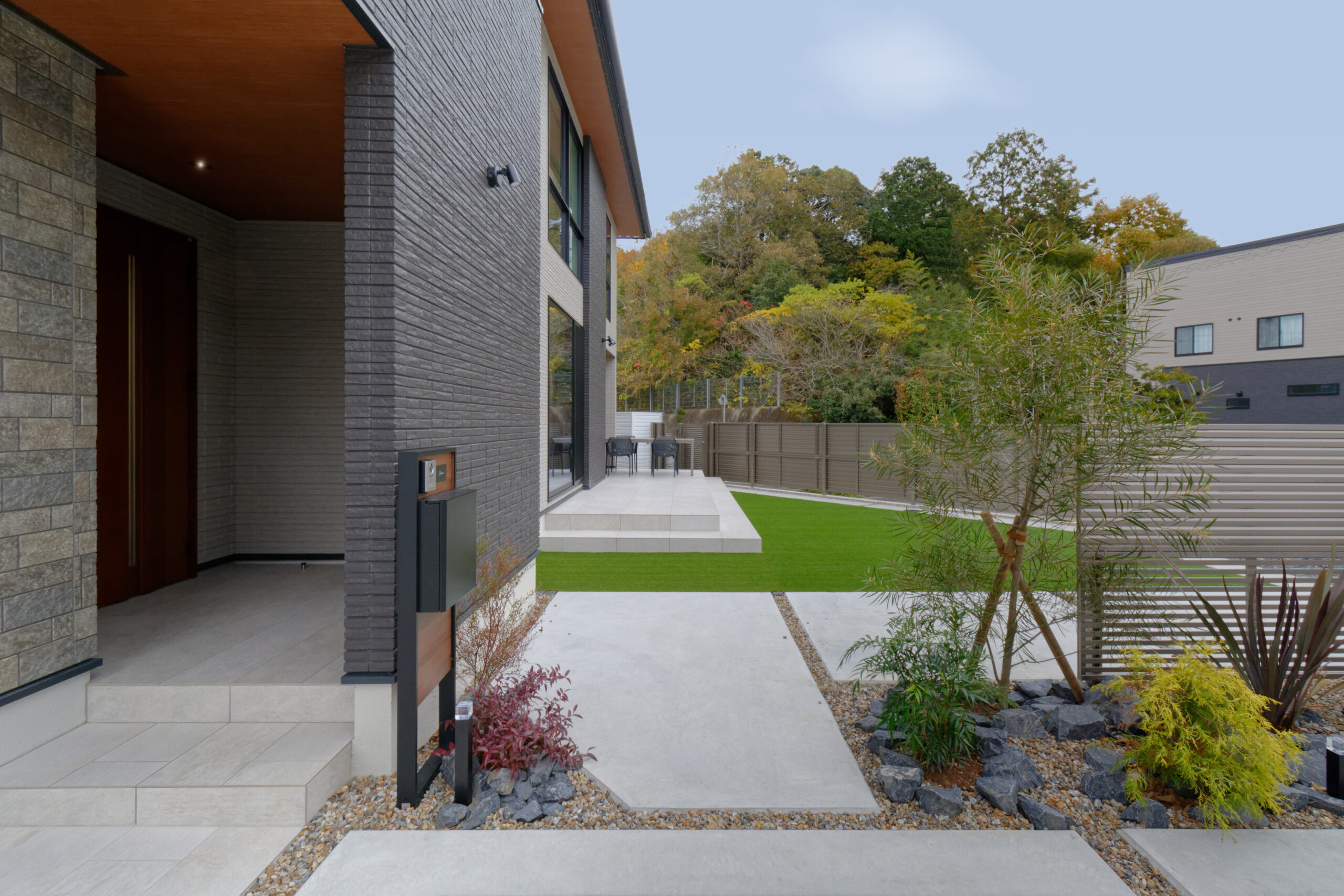 お庭、あとからで大丈夫？家づくりで一番見落とされる“予算の落とし穴”